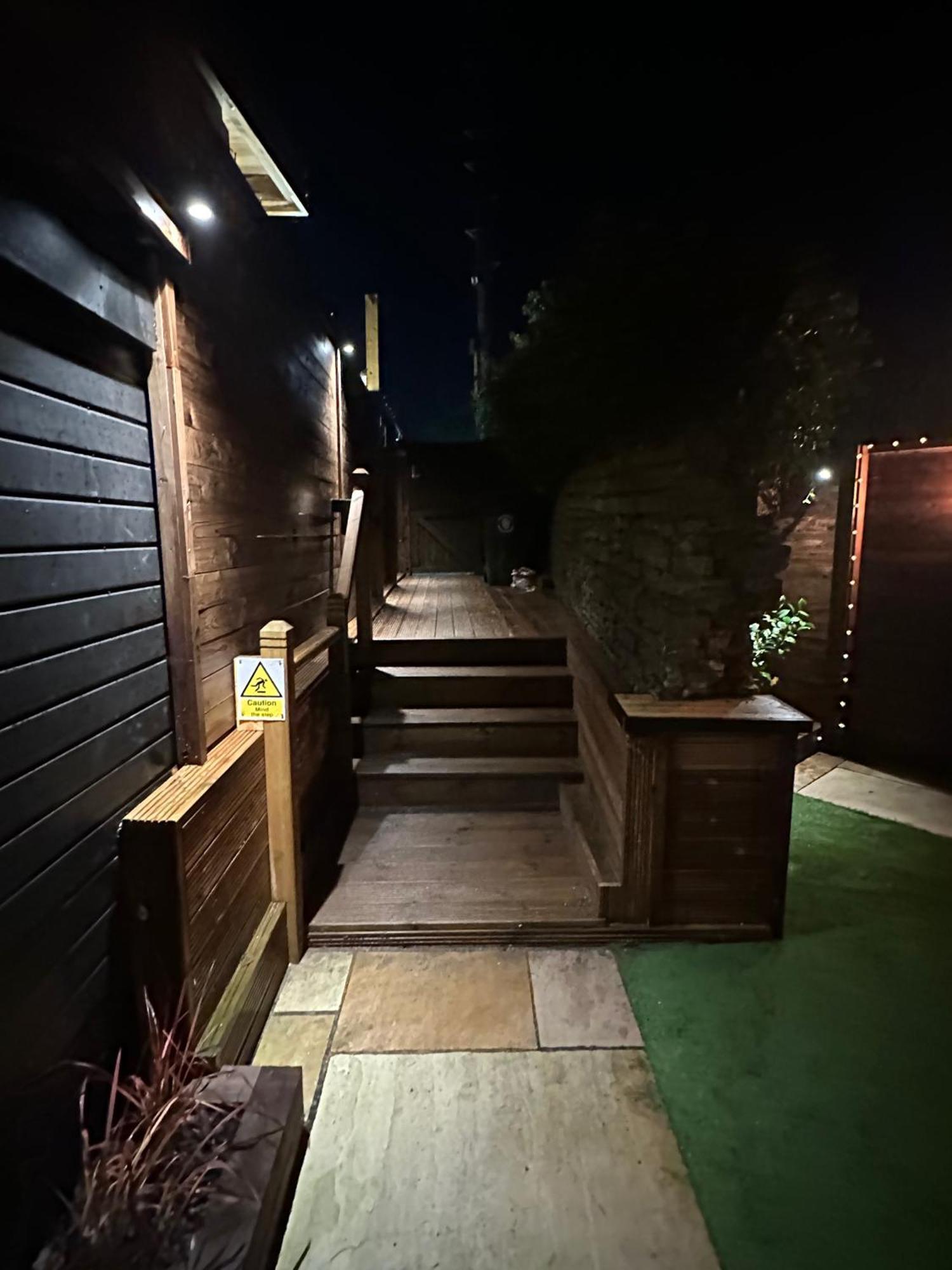 The Cottage Hideout Upholland Экстерьер фото