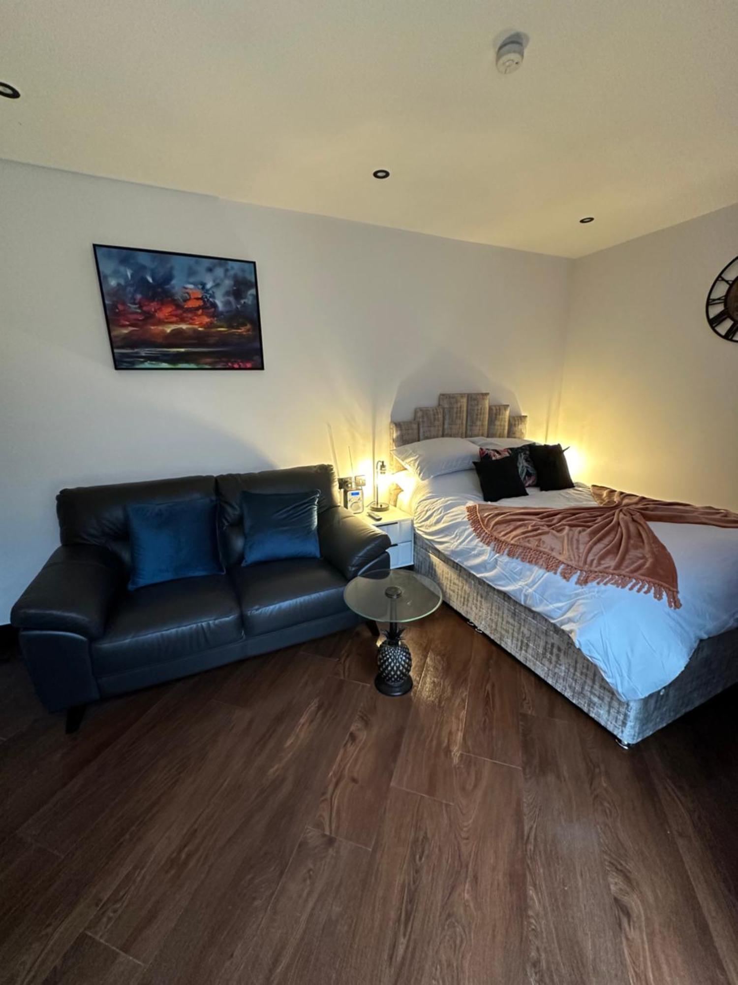 The Cottage Hideout Upholland Экстерьер фото